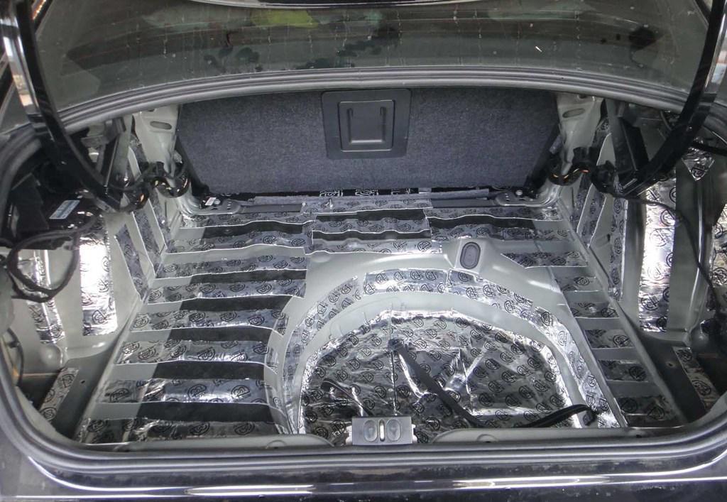 汽車噪音太大對身體危害健康，如何選擇隔音材料了